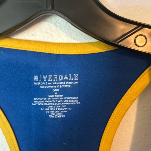Riverdale Low-Impact Sports Bra Hot Topic Exclusive Medium - Picture 6 of 7